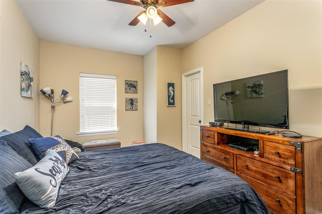 7310 2 Eastpoint Boulevard, Baytown, Texas 77521, 5 Bedrooms Bedrooms, 10 Rooms Rooms,3 BathroomsBathrooms,Single-family,For Sale,Eastpoint,59742093