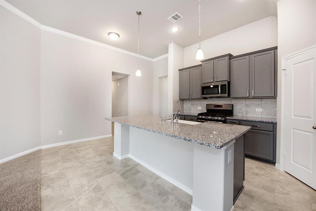 2524 1 Ocean Key Drive, Texas City, Texas 77568, 4 Bedrooms Bedrooms, 6 Rooms Rooms,2 BathroomsBathrooms,Single-family,For Sale,Ocean Key,77208850