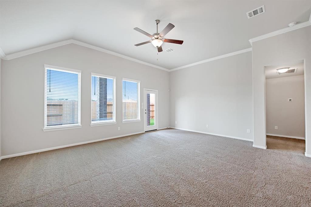 2524 1 Ocean Key Drive, Texas City, Texas 77568, 4 Bedrooms Bedrooms, 6 Rooms Rooms,2 BathroomsBathrooms,Single-family,For Sale,Ocean Key,77208850