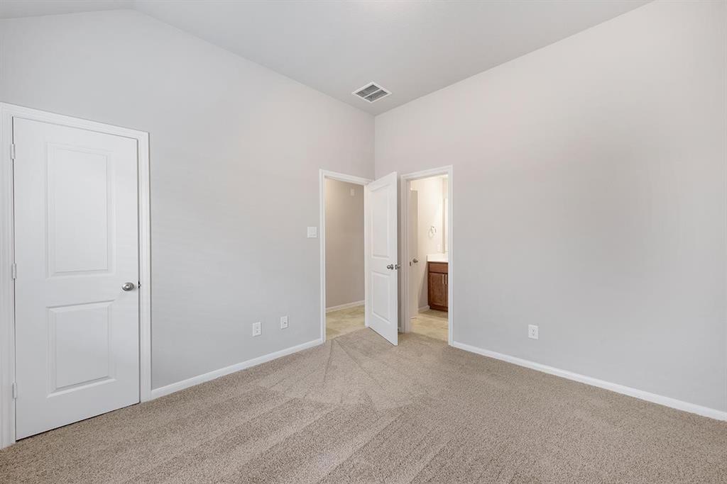 2524 1 Ocean Key Drive, Texas City, Texas 77568, 4 Bedrooms Bedrooms, 6 Rooms Rooms,2 BathroomsBathrooms,Single-family,For Sale,Ocean Key,77208850