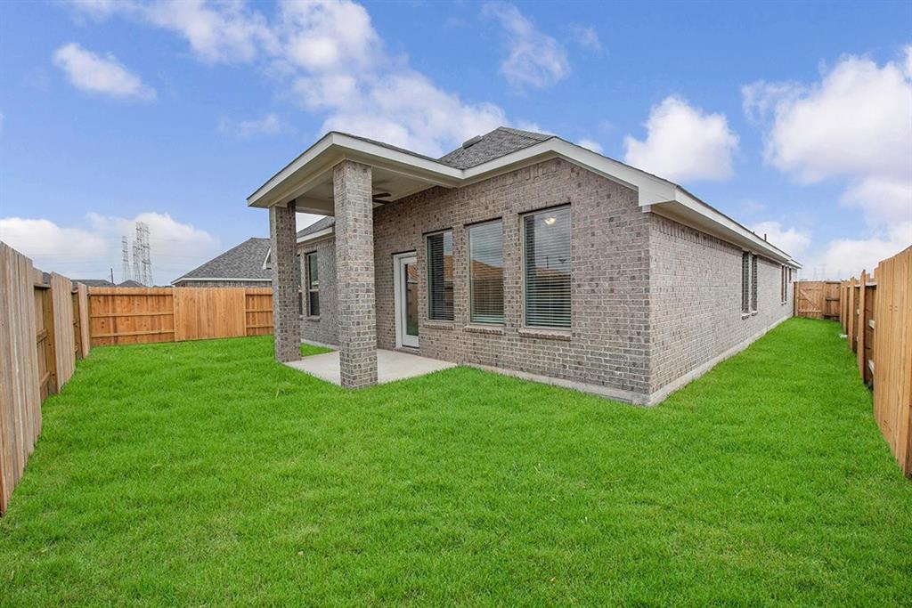 2524 1 Ocean Key Drive, Texas City, Texas 77568, 4 Bedrooms Bedrooms, 6 Rooms Rooms,2 BathroomsBathrooms,Single-family,For Sale,Ocean Key,77208850