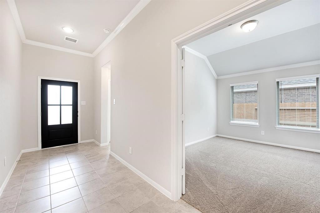 2524 1 Ocean Key Drive, Texas City, Texas 77568, 4 Bedrooms Bedrooms, 6 Rooms Rooms,2 BathroomsBathrooms,Single-family,For Sale,Ocean Key,77208850