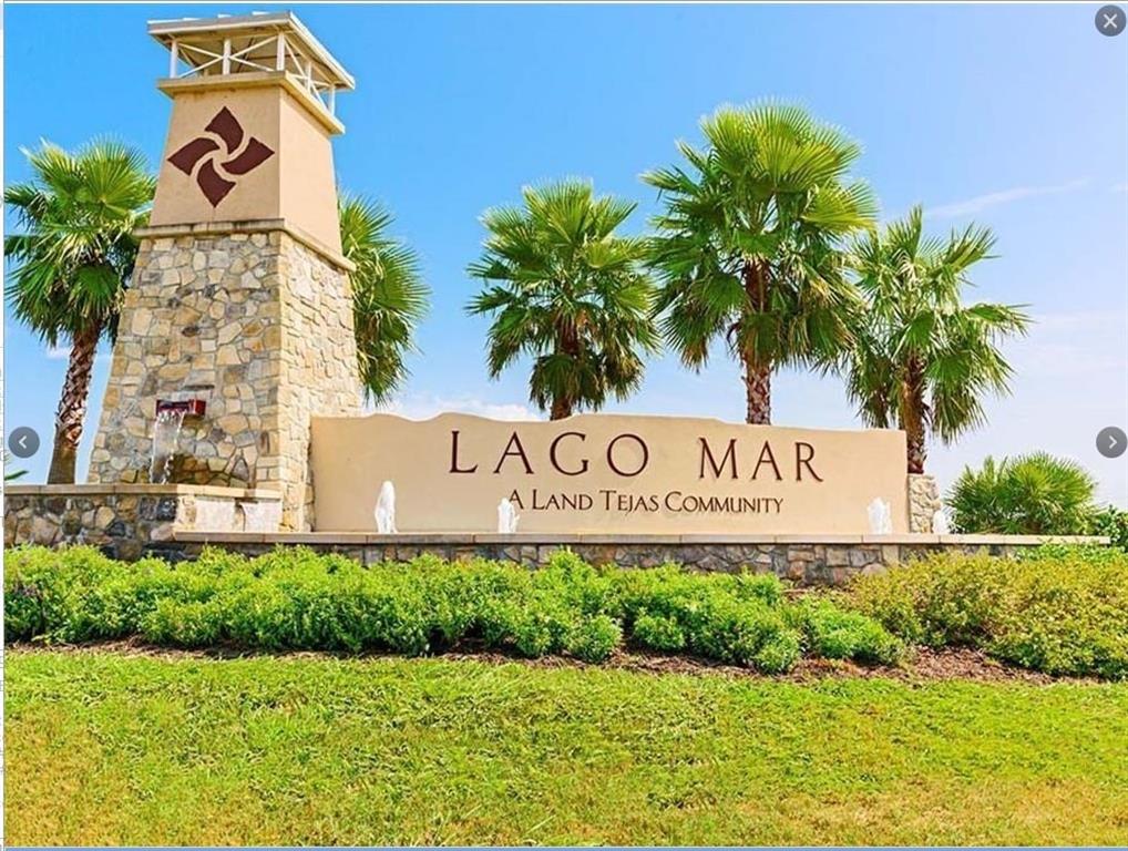 2524 1 Ocean Key Drive, Texas City, Texas 77568, 4 Bedrooms Bedrooms, 6 Rooms Rooms,2 BathroomsBathrooms,Single-family,For Sale,Ocean Key,77208850