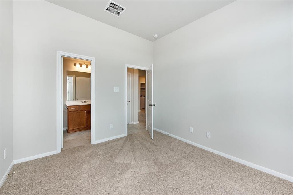 2524 1 Ocean Key Drive, Texas City, Texas 77568, 4 Bedrooms Bedrooms, 6 Rooms Rooms,2 BathroomsBathrooms,Single-family,For Sale,Ocean Key,77208850