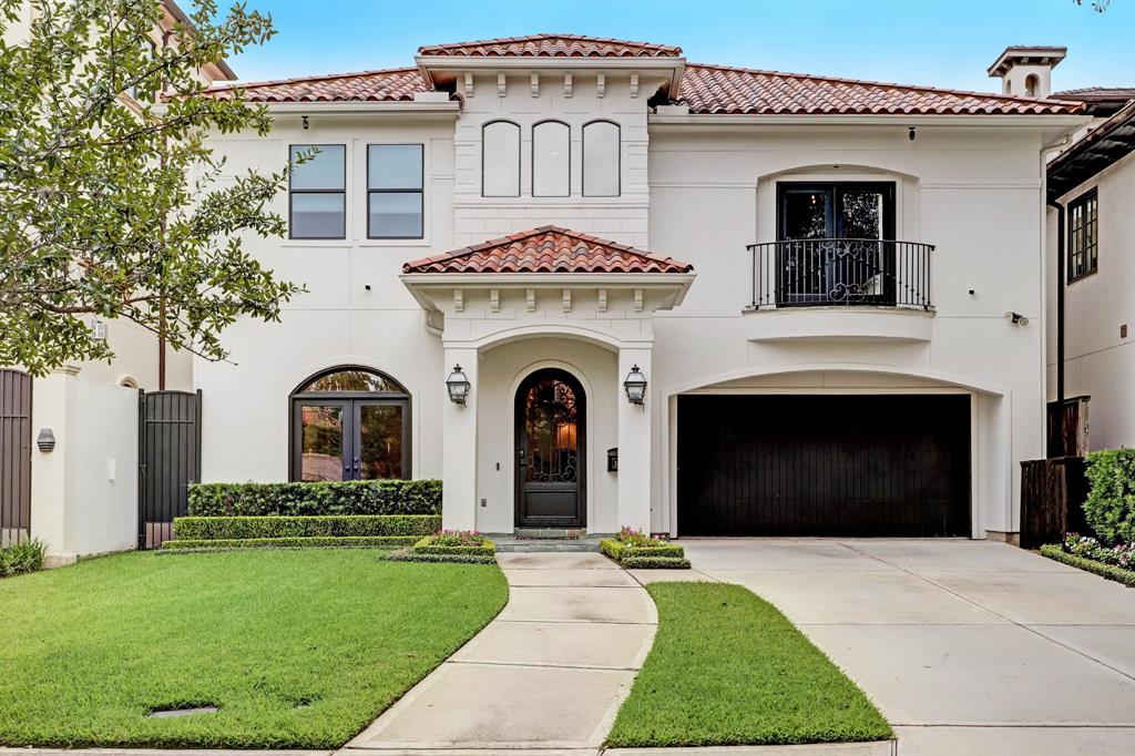 2406 2 Westgate Drive, Houston, Texas 77019, 4 Bedrooms Bedrooms, 13 Rooms Rooms,3 BathroomsBathrooms,Single-family,For Sale,Westgate,64305890