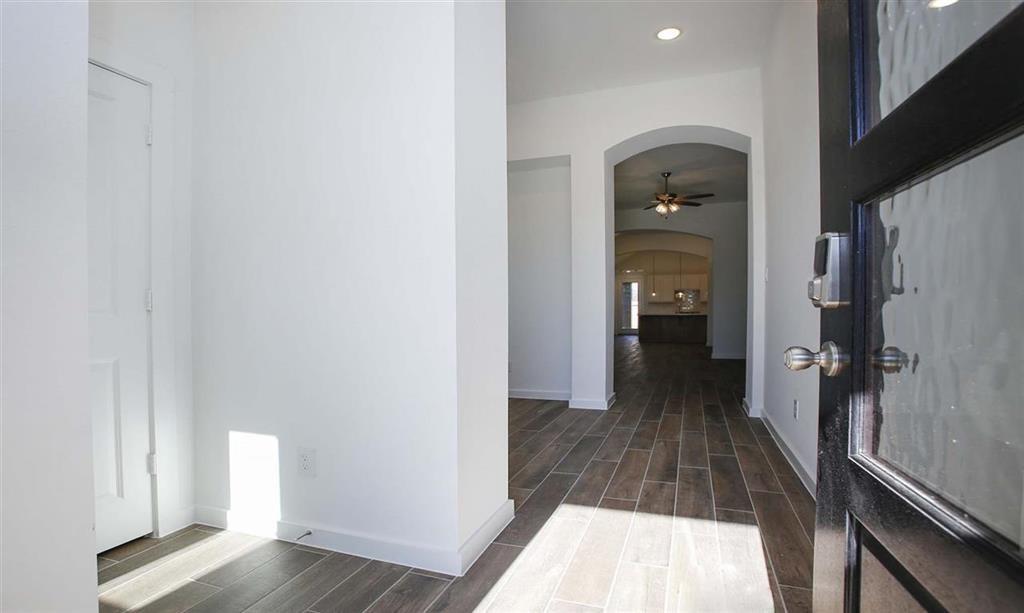 5050 1 Aspen Orchard Drive, Houston, Texas 77066, 3 Bedrooms Bedrooms, 5 Rooms Rooms,2 BathroomsBathrooms,Single-family,For Sale,Aspen Orchard,85991168