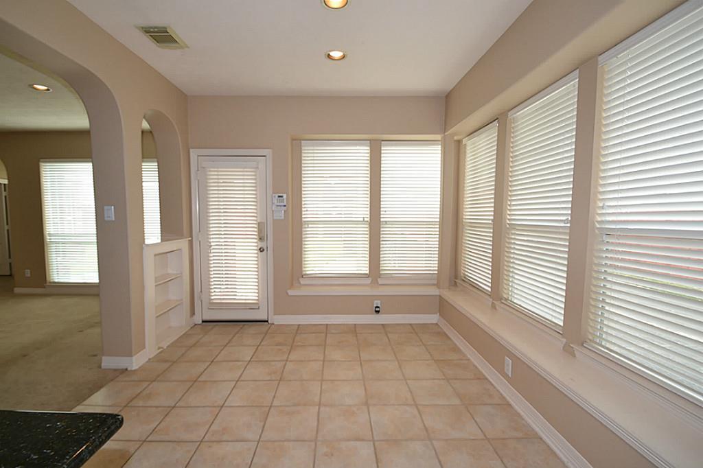 12407 2 Sandia Cove Court, Houston, Texas 77041, 5 Bedrooms Bedrooms, 11 Rooms Rooms,4 BathroomsBathrooms,Single-family,For Sale,Sandia Cove,77515295
