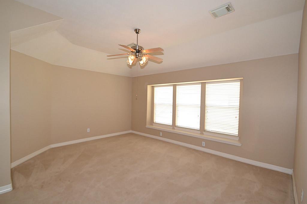 12407 2 Sandia Cove Court, Houston, Texas 77041, 5 Bedrooms Bedrooms, 11 Rooms Rooms,4 BathroomsBathrooms,Single-family,For Sale,Sandia Cove,77515295