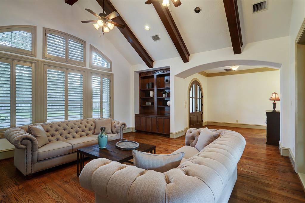 6242 2 Overbrook Lane, Houston, Texas 77057, 4 Bedrooms Bedrooms, 8 Rooms Rooms,4 BathroomsBathrooms,Single-family,For Sale,Overbrook,87597974