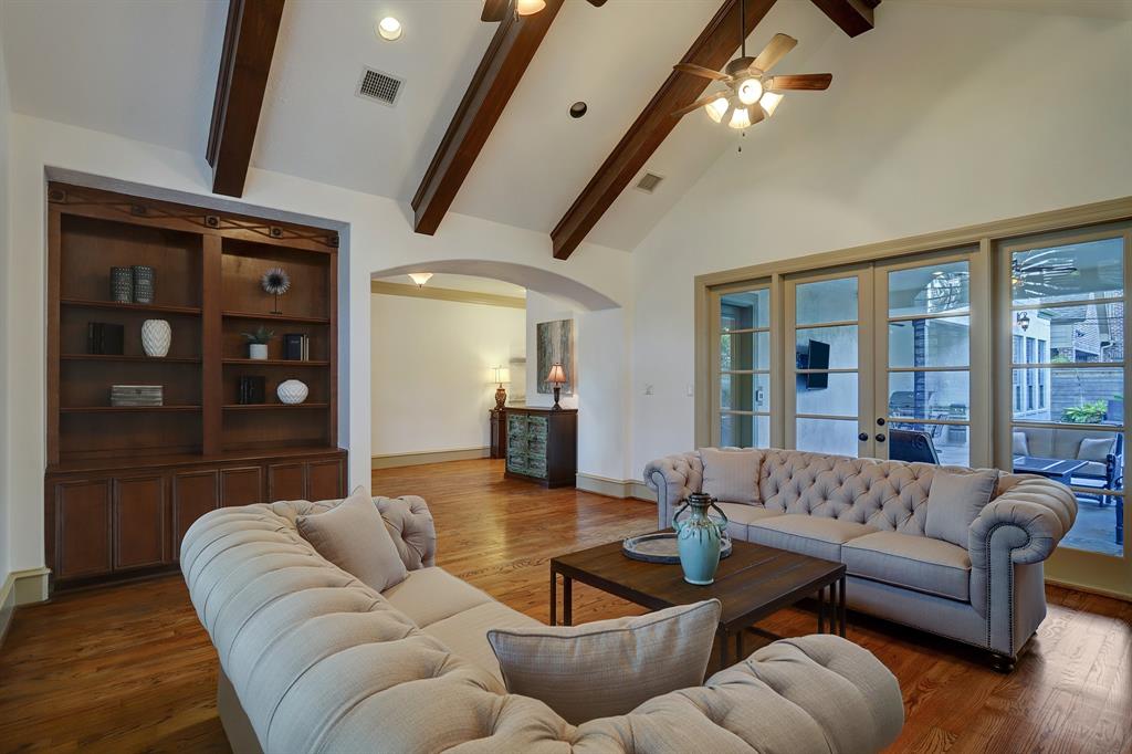 6242 2 Overbrook Lane, Houston, Texas 77057, 4 Bedrooms Bedrooms, 8 Rooms Rooms,4 BathroomsBathrooms,Single-family,For Sale,Overbrook,87597974