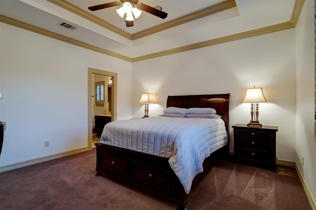 6242 2 Overbrook Lane, Houston, Texas 77057, 4 Bedrooms Bedrooms, 8 Rooms Rooms,4 BathroomsBathrooms,Single-family,For Sale,Overbrook,87597974