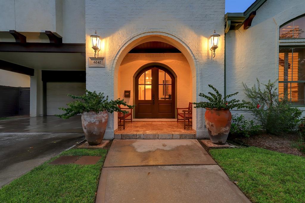 6242 2 Overbrook Lane, Houston, Texas 77057, 4 Bedrooms Bedrooms, 8 Rooms Rooms,4 BathroomsBathrooms,Single-family,For Sale,Overbrook,87597974