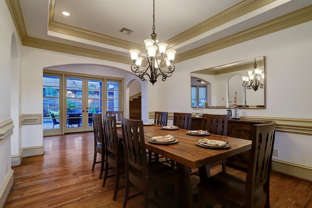 6242 2 Overbrook Lane, Houston, Texas 77057, 4 Bedrooms Bedrooms, 8 Rooms Rooms,4 BathroomsBathrooms,Single-family,For Sale,Overbrook,87597974