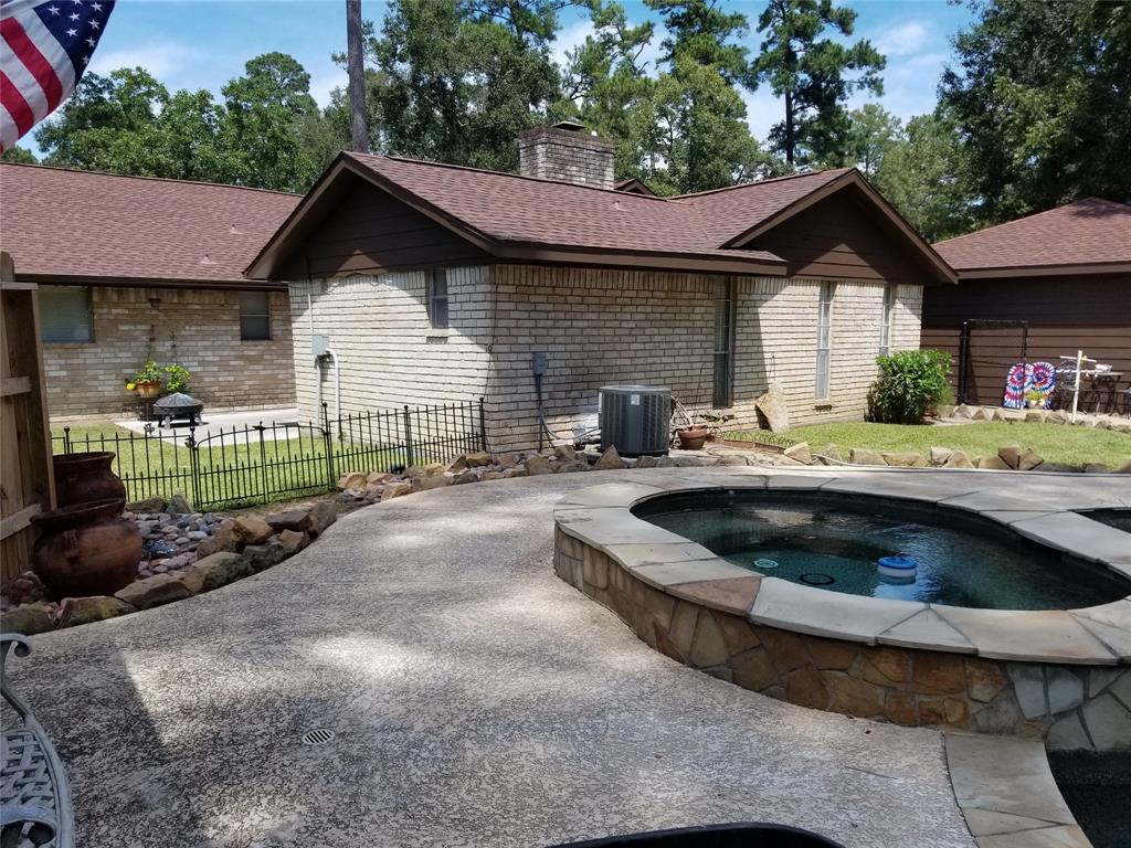 2334 1 Whispering Pines Street, Roman Forest, Texas 77357, 4 Bedrooms Bedrooms, 10 Rooms Rooms,3 BathroomsBathrooms,Single-family,For Sale,Whispering Pines,89642354