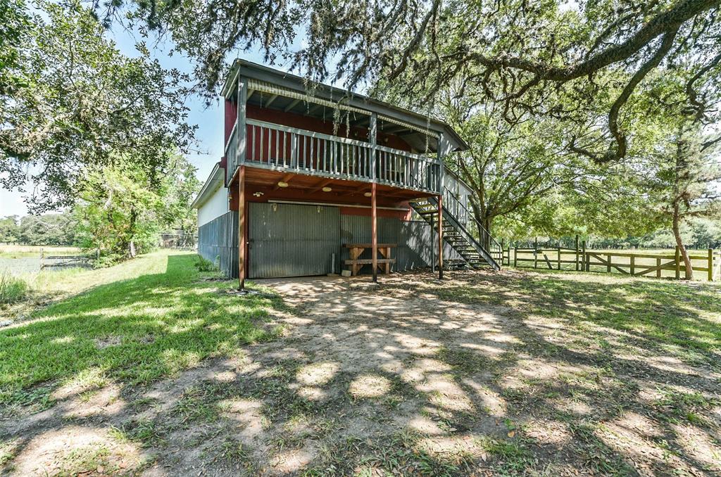 7307 1 County Road 384, Damon, Texas 77430, 2 Bedrooms Bedrooms, 5 Rooms Rooms,1 BathroomBathrooms,Country Homes/acreage,For Sale,County Road 384,26191916