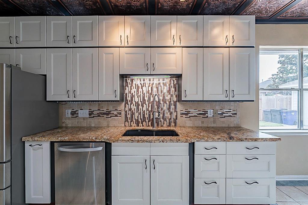 125 2 Misty Morning, League City, Texas 77573, 4 Bedrooms Bedrooms, 4 Rooms Rooms,2 BathroomsBathrooms,Single-family,For Sale,Misty Morning,89034919