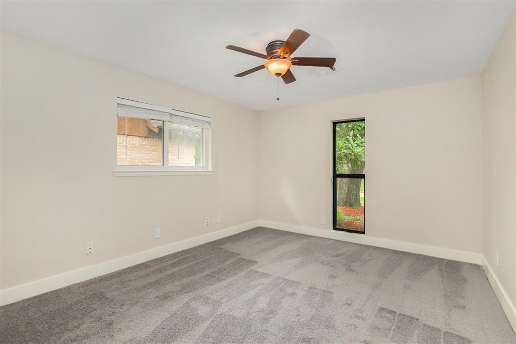 11314 1 Oak Spring Drive, Houston, Texas 77043, 3 Bedrooms Bedrooms, 9 Rooms Rooms,3 BathroomsBathrooms,Single-family,For Sale,Oak Spring,82645716