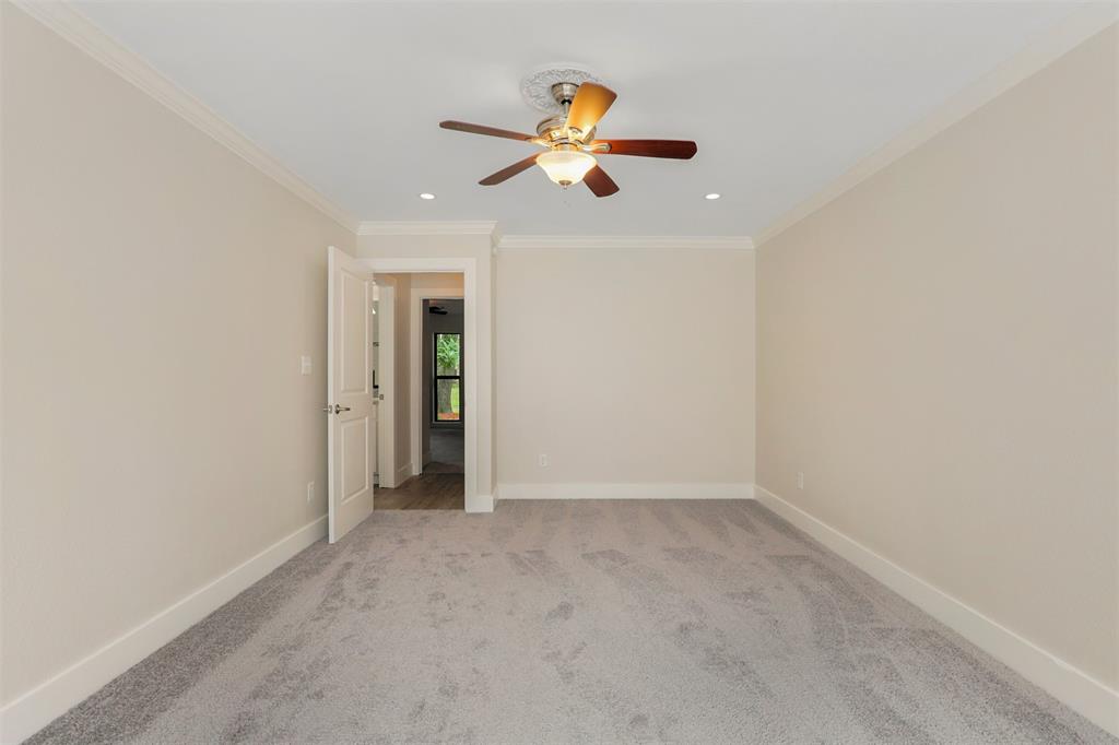 11314 1 Oak Spring Drive, Houston, Texas 77043, 3 Bedrooms Bedrooms, 9 Rooms Rooms,3 BathroomsBathrooms,Single-family,For Sale,Oak Spring,82645716
