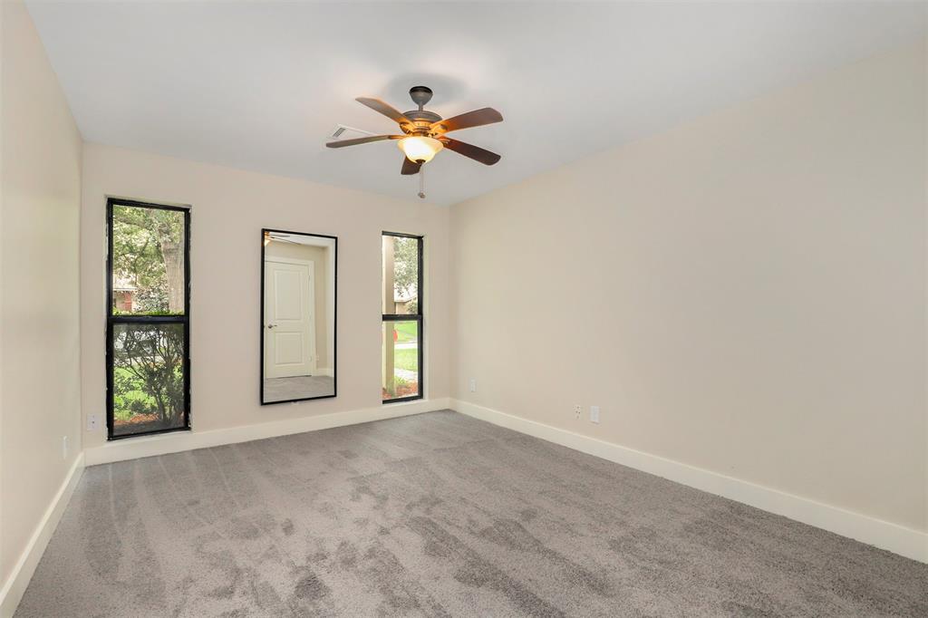 11314 1 Oak Spring Drive, Houston, Texas 77043, 3 Bedrooms Bedrooms, 9 Rooms Rooms,3 BathroomsBathrooms,Single-family,For Sale,Oak Spring,82645716