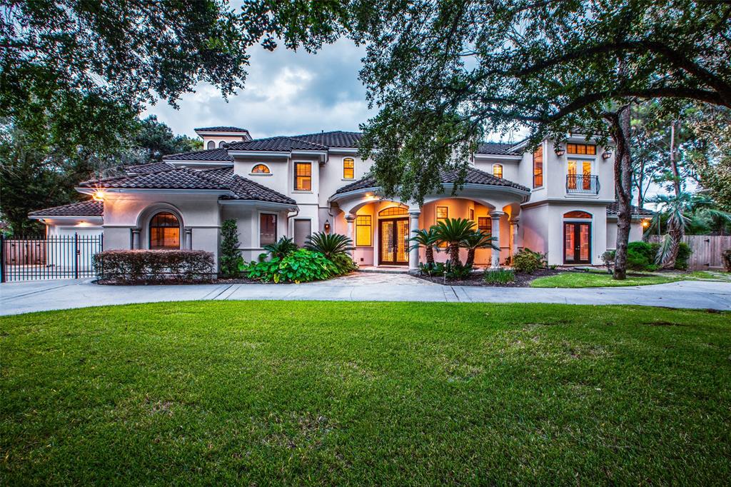 17903 2 Theiss Park Lane, Spring, Texas 77379, 7 Bedrooms Bedrooms, 2 Rooms Rooms,6 BathroomsBathrooms,Single-family,For Sale,Theiss Park,29321257