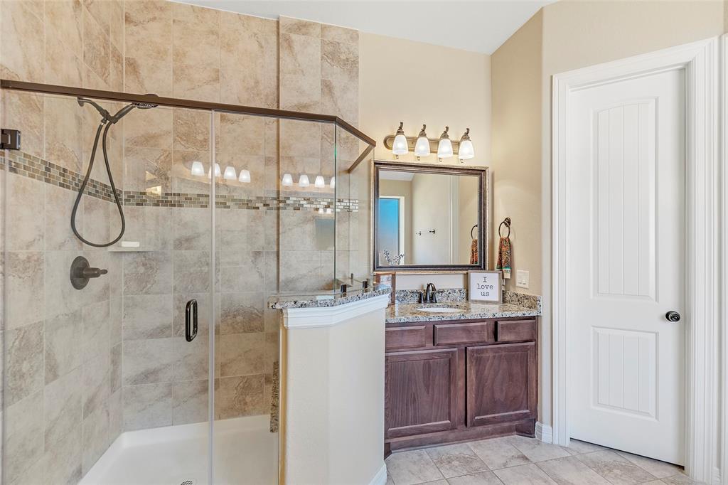 28623 1.5 Riverside Crest Lane, Huffman, Texas 77336, 4 Bedrooms Bedrooms, 8 Rooms Rooms,4 BathroomsBathrooms,Single-family,For Sale,Riverside Crest,51910857