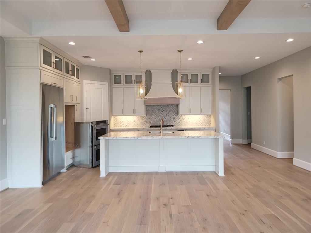 4926 1 Dumfries Drive, Houston, Texas 77096, 4 Bedrooms Bedrooms, 9 Rooms Rooms,3 BathroomsBathrooms,Single-family,For Sale,Dumfries,80342939