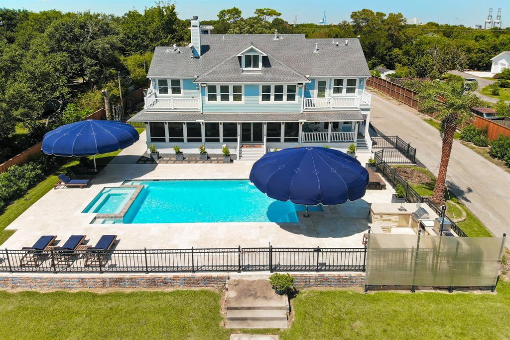 703 3 Bayridge Road, Morgan\'s Point, Texas 77571, 6 Bedrooms Bedrooms, 29 Rooms Rooms,6 BathroomsBathrooms,Single-family,For Sale,Bayridge,48770177