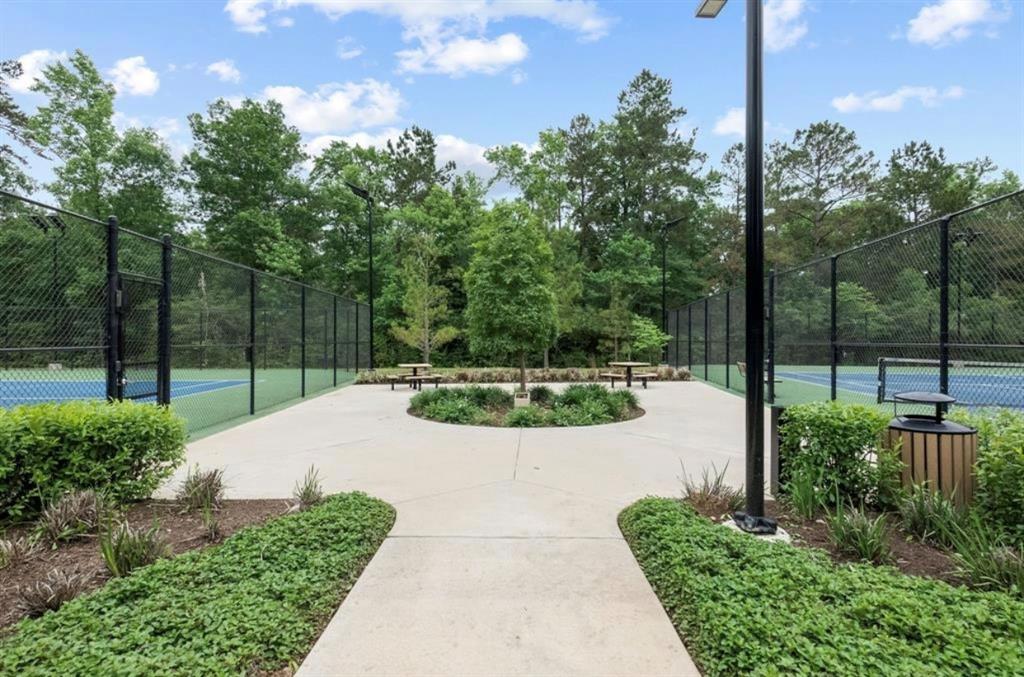 305 1 Honey Mesquite Path, Willis, Texas 77318, 4 Bedrooms Bedrooms, 6 Rooms Rooms,2 BathroomsBathrooms,Single-family,For Sale,Honey Mesquite,72146245