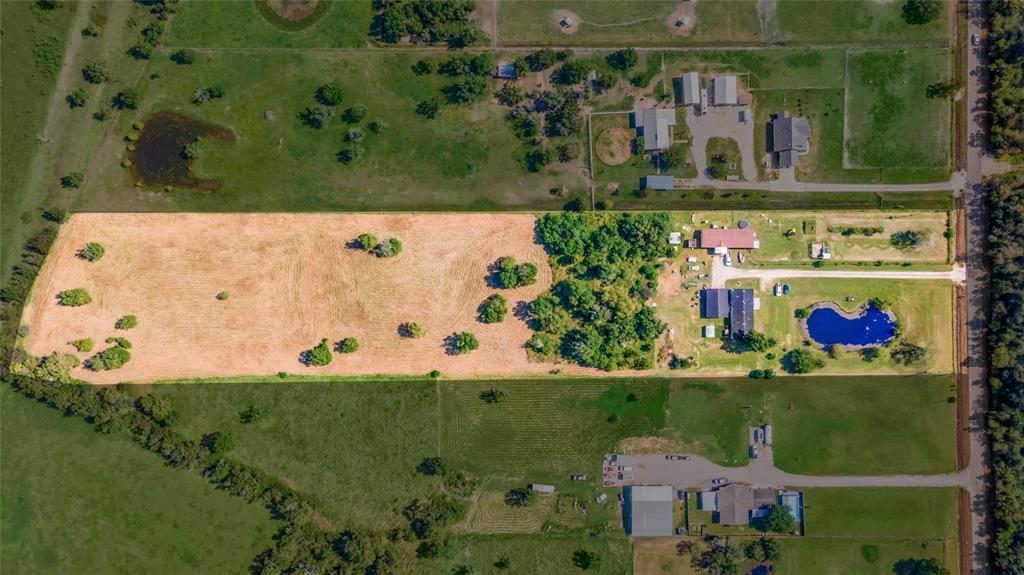 2887 1 County Road 172, Alvin, Texas 77511, 5 Bedrooms Bedrooms, 11 Rooms Rooms,3 BathroomsBathrooms,Single-family,For Sale,County Road 172,89163825