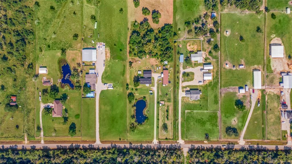 2887 1 County Road 172, Alvin, Texas 77511, 5 Bedrooms Bedrooms, 11 Rooms Rooms,3 BathroomsBathrooms,Single-family,For Sale,County Road 172,89163825