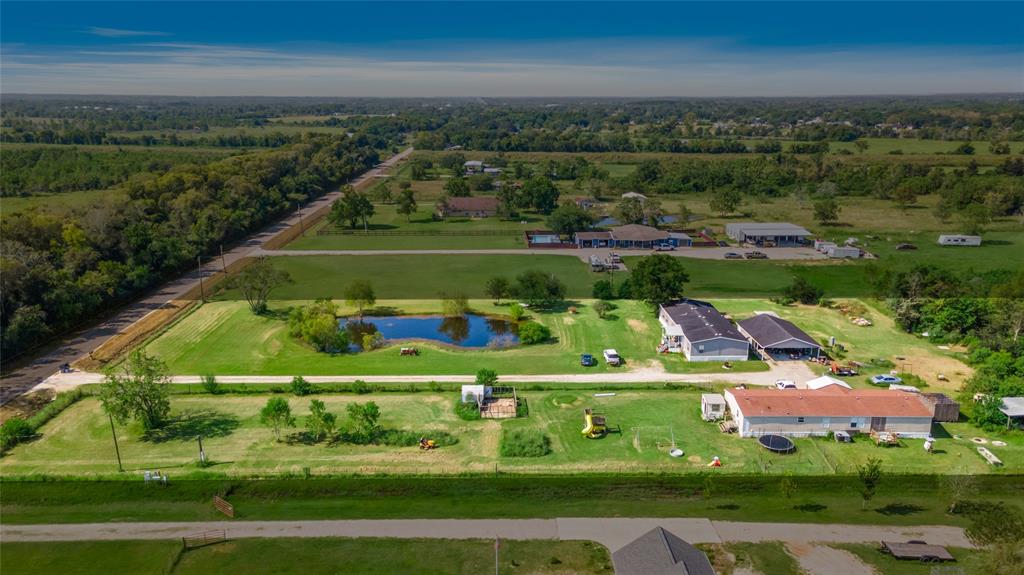 2887 1 County Road 172, Alvin, Texas 77511, 5 Bedrooms Bedrooms, 11 Rooms Rooms,3 BathroomsBathrooms,Single-family,For Sale,County Road 172,89163825