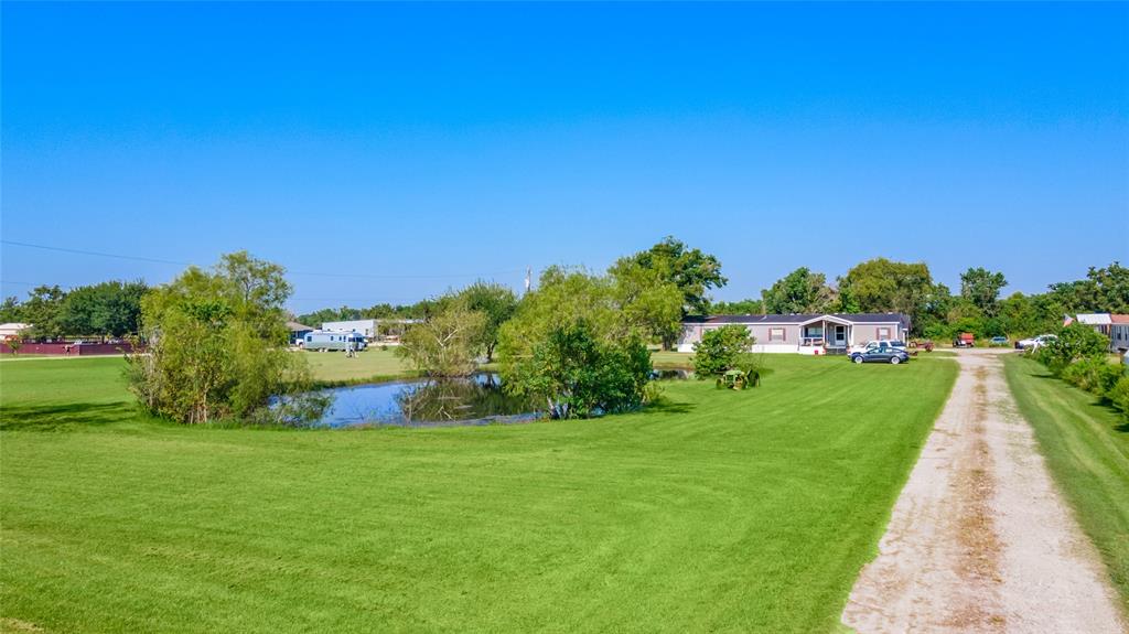 2887 1 County Road 172, Alvin, Texas 77511, 5 Bedrooms Bedrooms, 11 Rooms Rooms,3 BathroomsBathrooms,Single-family,For Sale,County Road 172,89163825