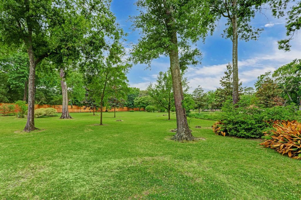 10 Rivercrest Drive, Houston, Texas 77042, ,Lots,For Sale,Rivercrest,80445277