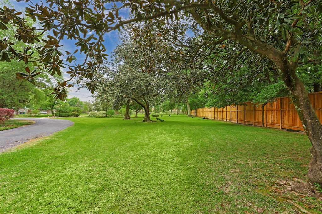 10 Rivercrest Drive, Houston, Texas 77042, ,Lots,For Sale,Rivercrest,80445277