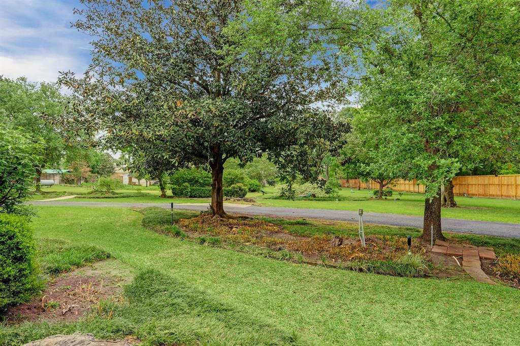10 Rivercrest Drive, Houston, Texas 77042, ,Lots,For Sale,Rivercrest,80445277