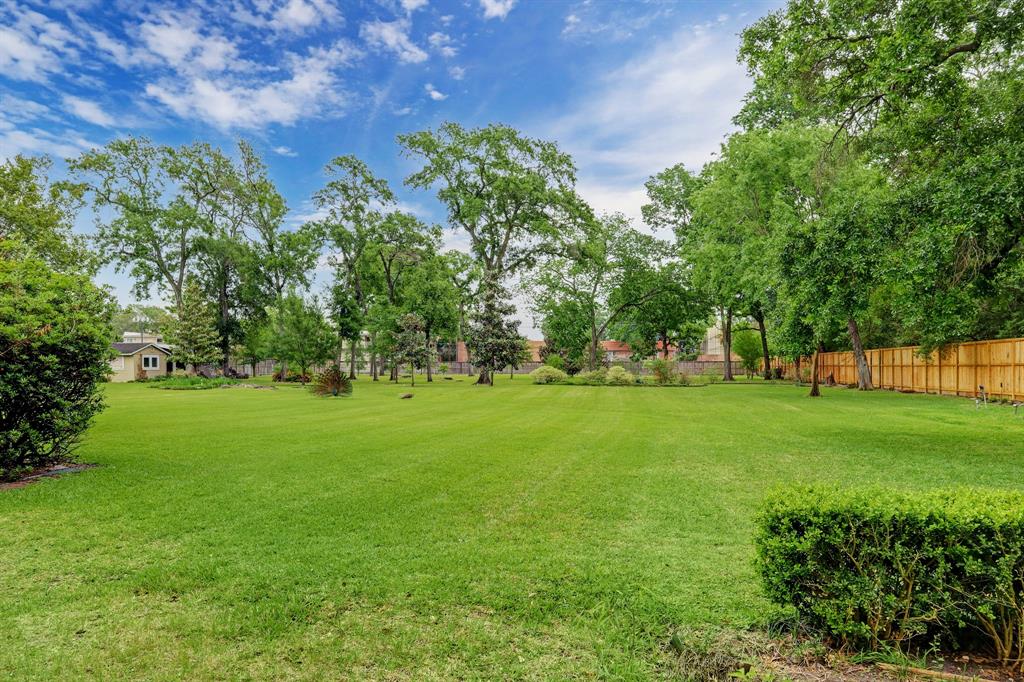 10 Rivercrest Drive, Houston, Texas 77042, ,Lots,For Sale,Rivercrest,80445277