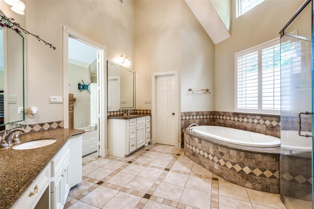 17327 2 Champions Lakeway Street, Tomball, Texas 77375, 4 Bedrooms Bedrooms, 11 Rooms Rooms,3 BathroomsBathrooms,Single-family,For Sale,Champions Lakeway,59758312