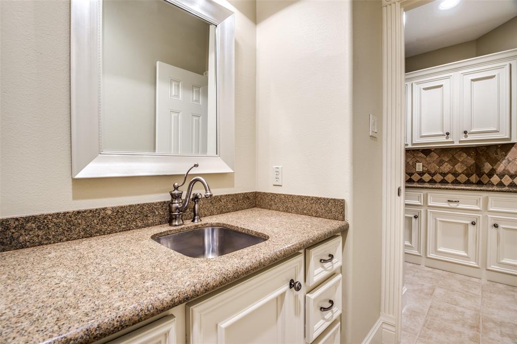 17327 2 Champions Lakeway Street, Tomball, Texas 77375, 4 Bedrooms Bedrooms, 11 Rooms Rooms,3 BathroomsBathrooms,Single-family,For Sale,Champions Lakeway,59758312