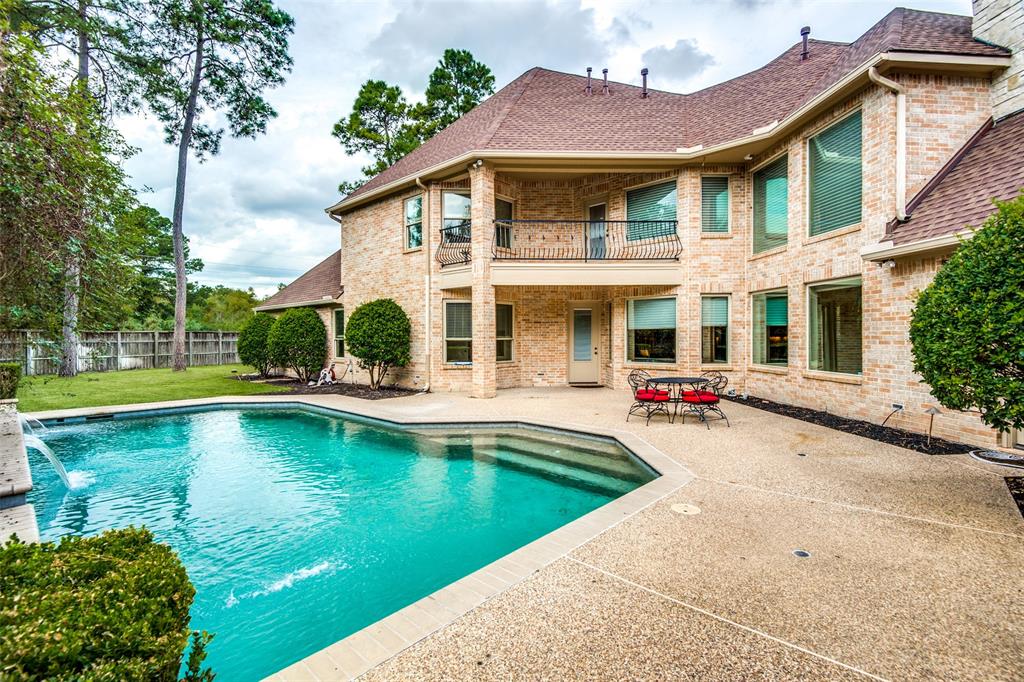 17327 2 Champions Lakeway Street, Tomball, Texas 77375, 4 Bedrooms Bedrooms, 11 Rooms Rooms,3 BathroomsBathrooms,Single-family,For Sale,Champions Lakeway,59758312