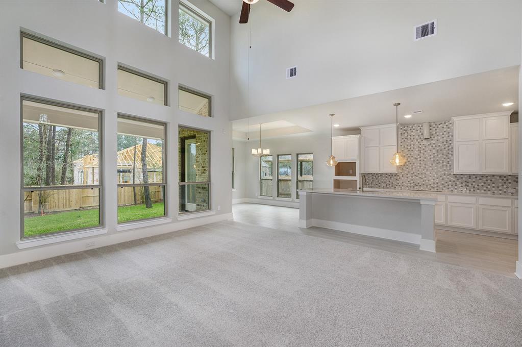 322 2 South Cadence Hills Loop, Willis, Texas 77318, 4 Bedrooms Bedrooms, 8 Rooms Rooms,3 BathroomsBathrooms,Single-family,For Sale,South Cadence Hills,87101591