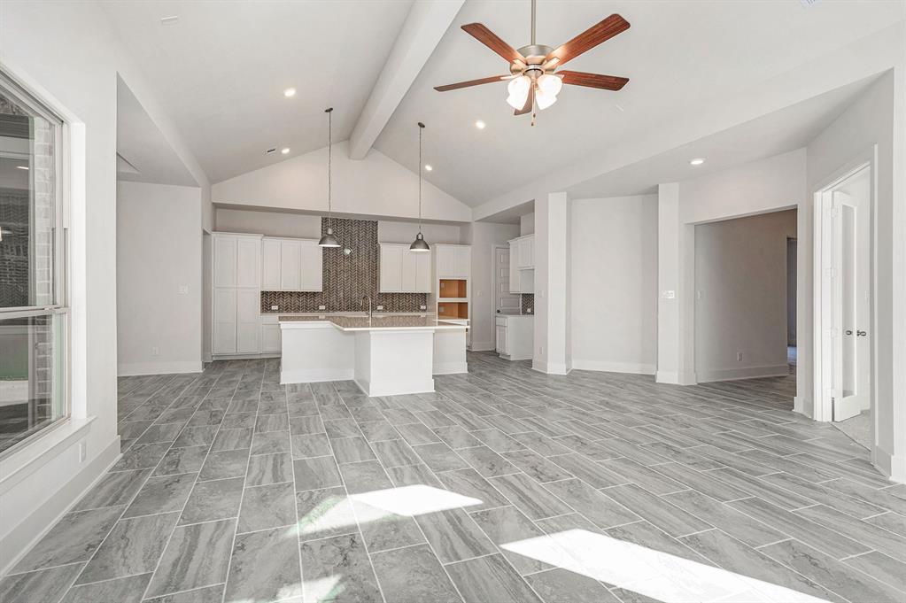333 1 South Cadence Hills Loop, Willis, Texas 77318, 4 Bedrooms Bedrooms, 8 Rooms Rooms,3 BathroomsBathrooms,Single-family,For Sale,South Cadence Hills,77273576