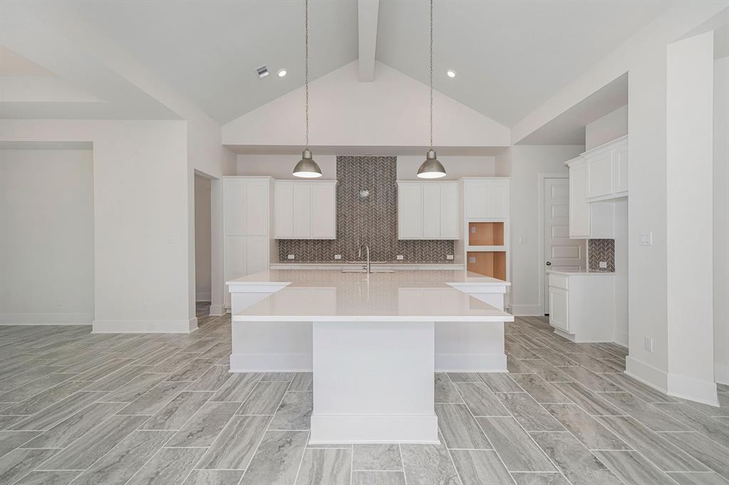 333 1 South Cadence Hills Loop, Willis, Texas 77318, 4 Bedrooms Bedrooms, 8 Rooms Rooms,3 BathroomsBathrooms,Single-family,For Sale,South Cadence Hills,77273576