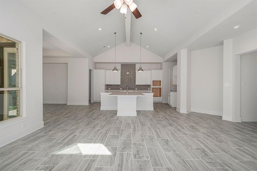 333 1 South Cadence Hills Loop, Willis, Texas 77318, 4 Bedrooms Bedrooms, 8 Rooms Rooms,3 BathroomsBathrooms,Single-family,For Sale,South Cadence Hills,77273576