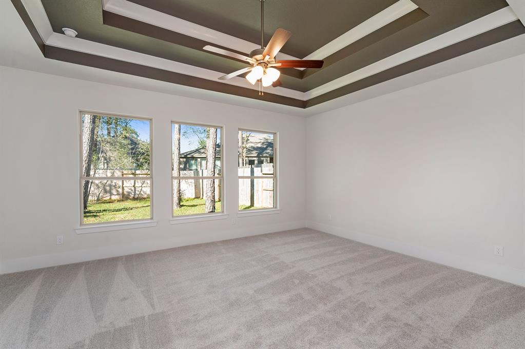 333 1 South Cadence Hills Loop, Willis, Texas 77318, 4 Bedrooms Bedrooms, 8 Rooms Rooms,3 BathroomsBathrooms,Single-family,For Sale,South Cadence Hills,77273576