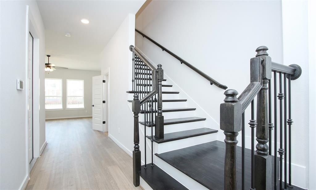 1932 2 Pueblo Nuevo Path, Houston, Texas 77070, 3 Bedrooms Bedrooms, 6 Rooms Rooms,3 BathroomsBathrooms,Single-family,For Sale,Pueblo Nuevo,79723554