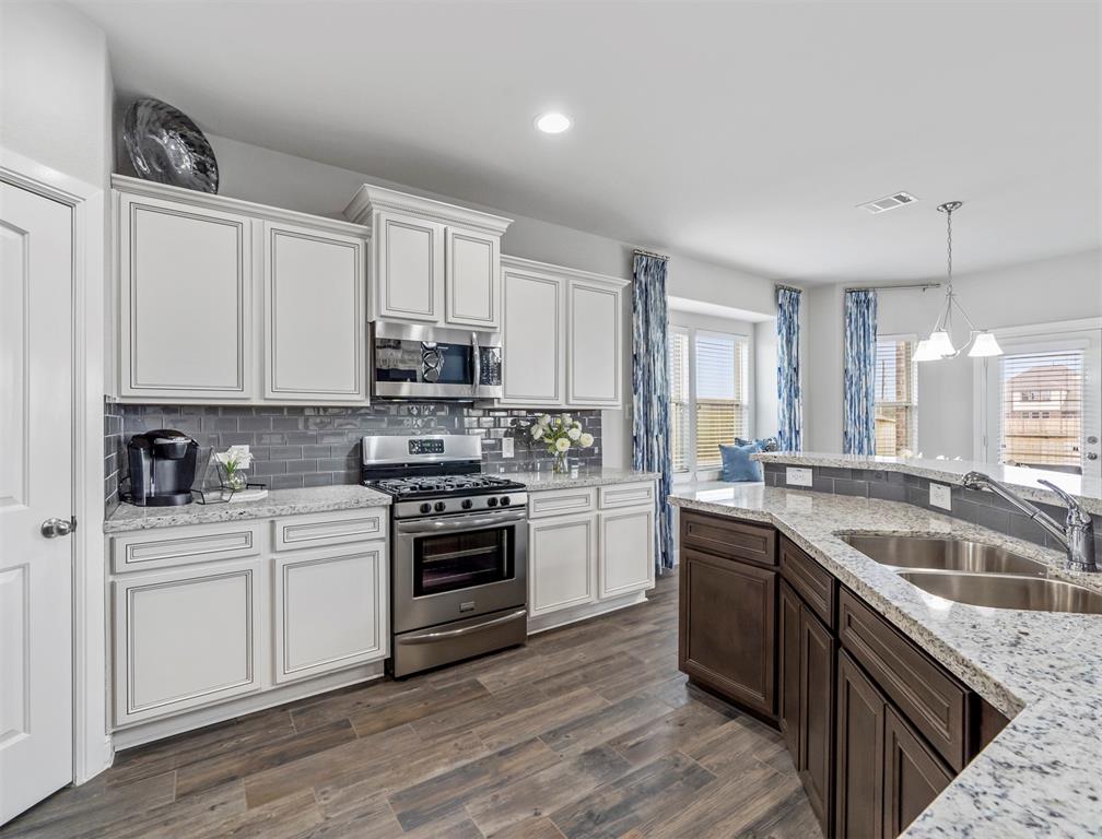 3138 2 Palm Harbour Drive, Missouri City, Texas 77459, 4 Bedrooms Bedrooms, 11 Rooms Rooms,3 BathroomsBathrooms,Single-family,For Sale,Palm Harbour,89013405