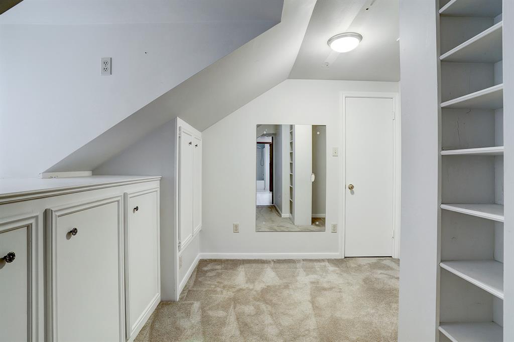 601 2 Gale Street, Houston, Texas 77009, 4 Bedrooms Bedrooms, 12 Rooms Rooms,3 BathroomsBathrooms,Single-family,For Sale,Gale,74954287