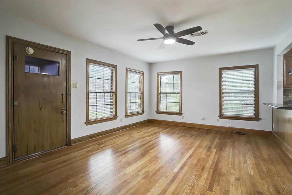 601 2 Gale Street, Houston, Texas 77009, 4 Bedrooms Bedrooms, 12 Rooms Rooms,3 BathroomsBathrooms,Single-family,For Sale,Gale,74954287