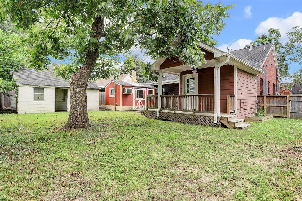 601 2 Gale Street, Houston, Texas 77009, 4 Bedrooms Bedrooms, 12 Rooms Rooms,3 BathroomsBathrooms,Single-family,For Sale,Gale,74954287