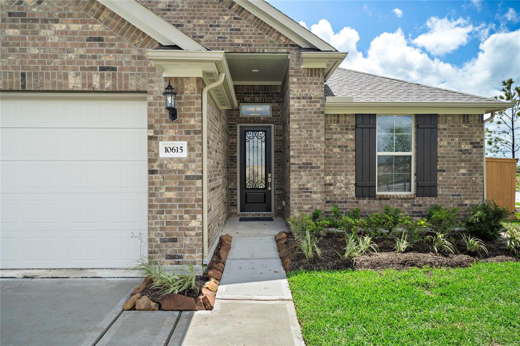 10615 1 Scrub Oak Drive, Iowa Colony, Texas 77583, 4 Bedrooms Bedrooms, 11 Rooms Rooms,3 BathroomsBathrooms,Single-family,For Sale,Scrub Oak,90065892